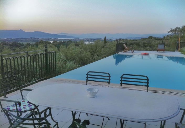 Image No.23-4 Bed House for sale