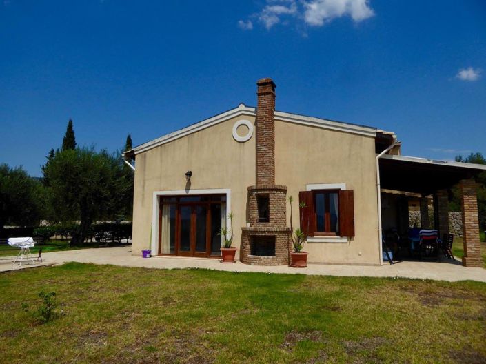 Image No.8-4 Bed House for sale