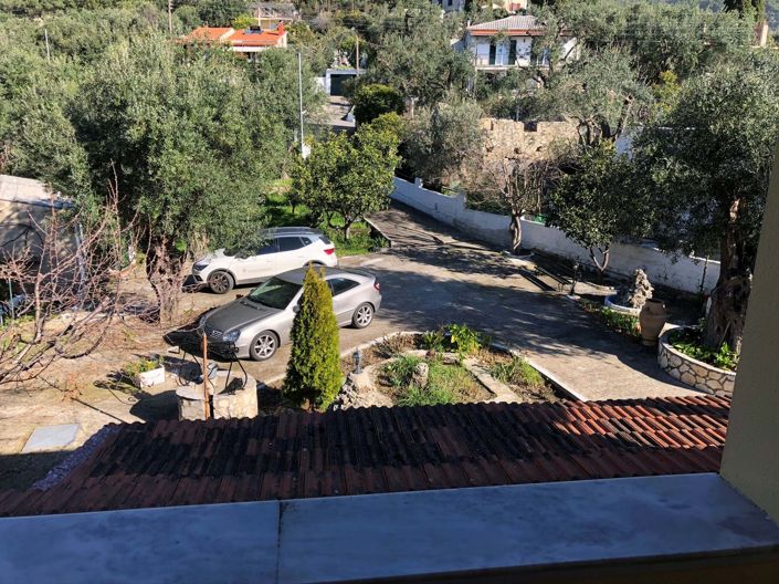 Image No.11-3 Bed House for sale