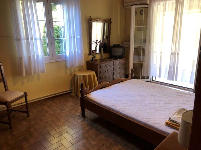 Image No.15-3 Bed House for sale