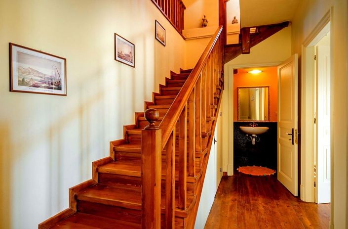 Image No.10-7 Bed House for sale