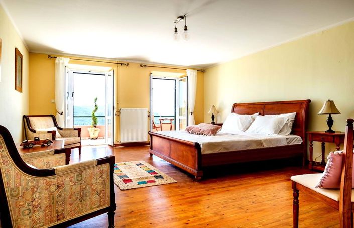 Image No.13-7 Bed House for sale