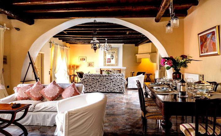 Image No.6-7 Bed House for sale