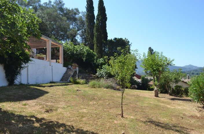 Image No.18-3 Bed House for sale