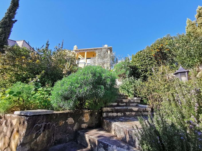 Image No.26-3 Bed House for sale