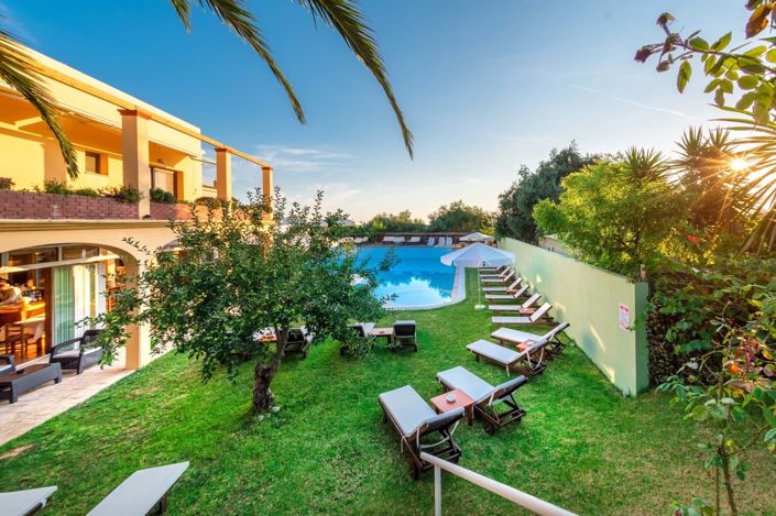 Image No.10-10 Bed Hotel for sale