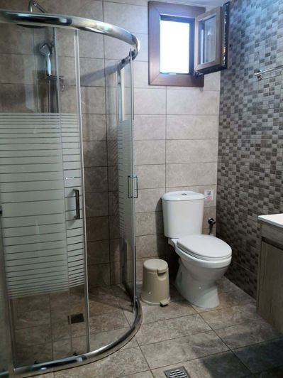 Image No.12-10 Bed Hotel for sale