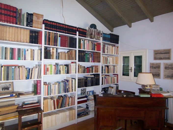 Image No.12-4 Bed House for sale