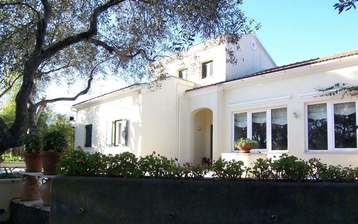 Image No.2-4 Bed House for sale