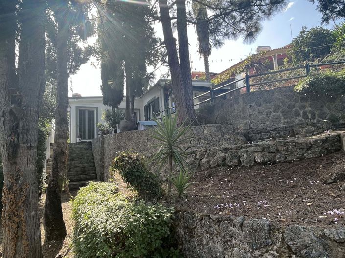 Image No.17-6 Bed House for sale