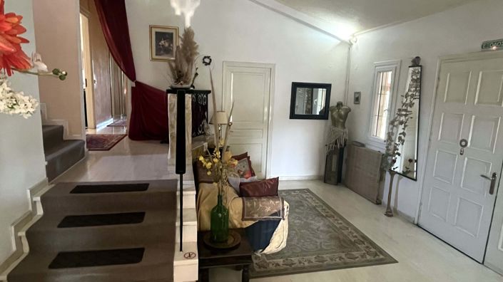 Image No.3-6 Bed House for sale