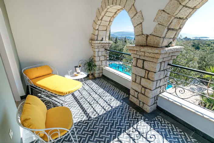 Image No.32-6 Bed House for sale