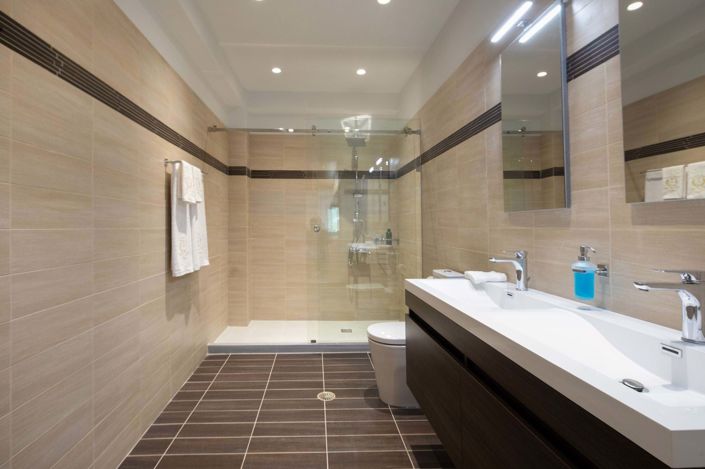 Image No.16-4 Bed House for sale