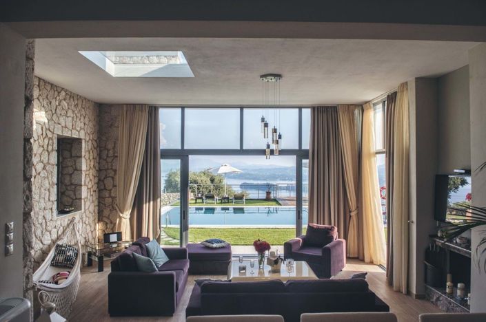 Image No.6-5 Bed House for sale