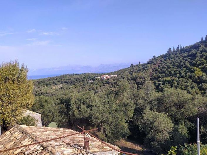 Image No.9-5 Bed House for sale