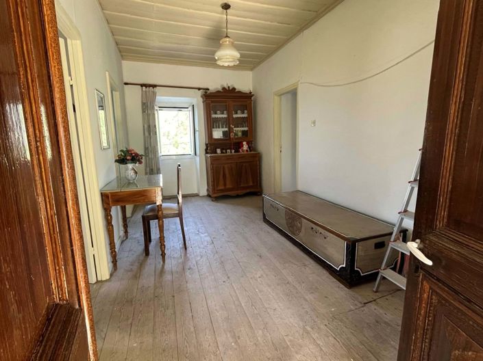 Image No.6-3 Bed House for sale