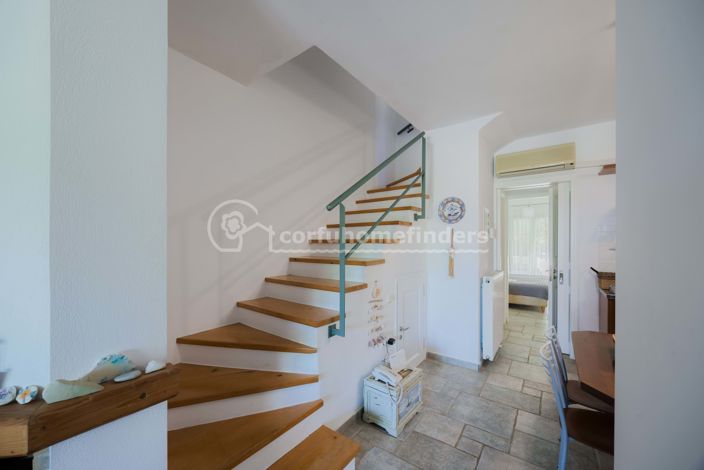 Image No.10-6 Bed House for sale