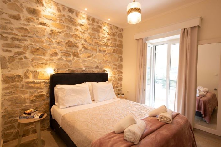 Image No.15-5 Bed House for sale