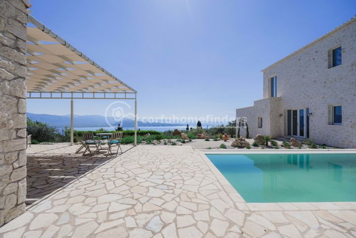Image No.1-4 Bed House for sale