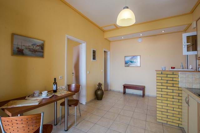 Image No.2-2 Bed House for sale