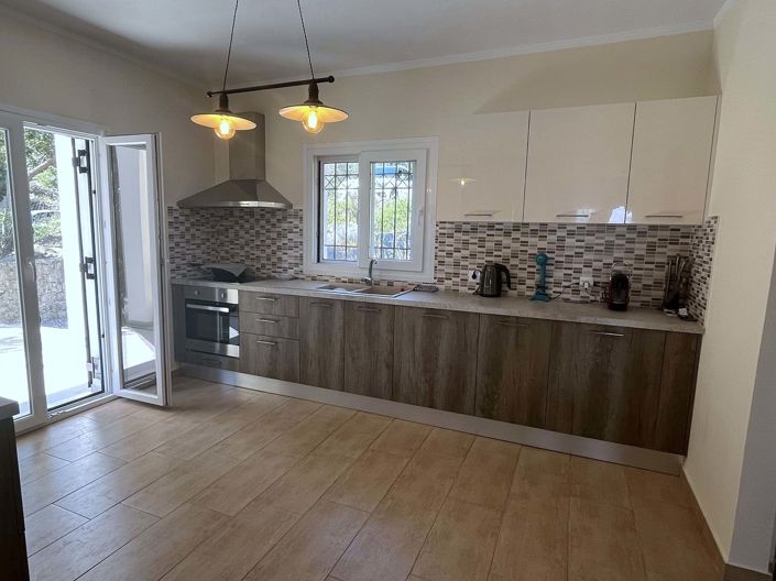 Image No.4-3 Bed House for sale