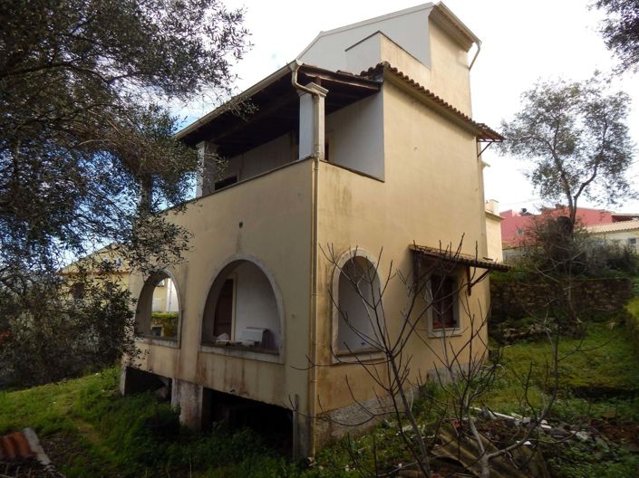 Image No.9-5 Bed House for sale