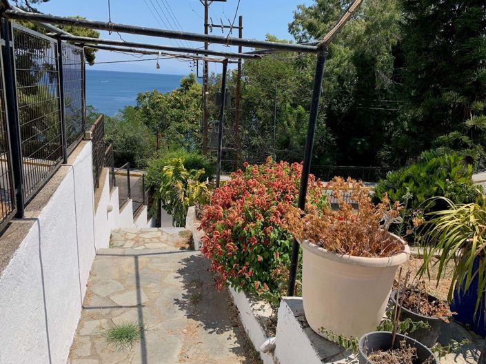 Image No.3-5 Bed House for sale