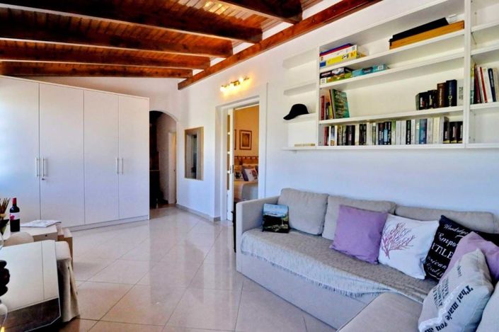 Image No.3-3 Bed House for sale