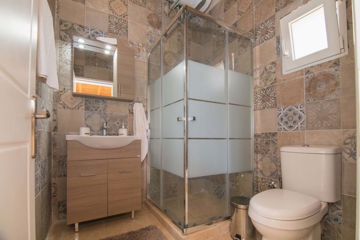 Image No.19-3 Bed House for sale