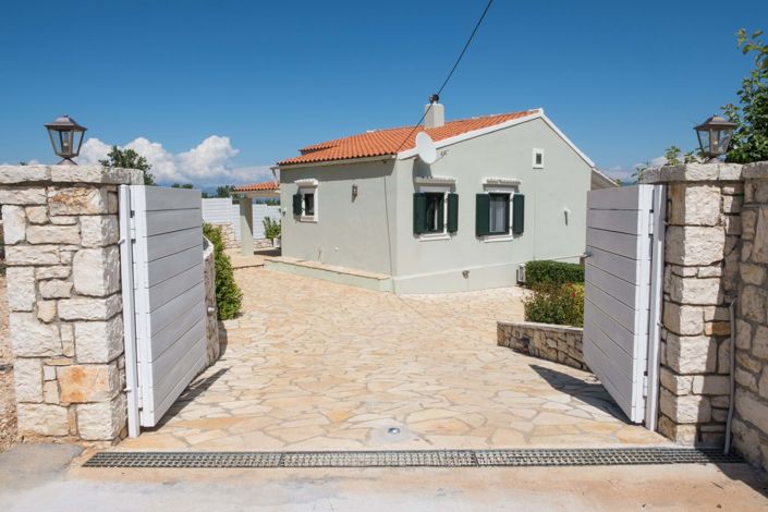 Image No.4-3 Bed House for sale