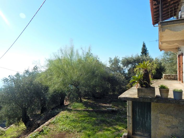 Image No.3-5 Bed House for sale