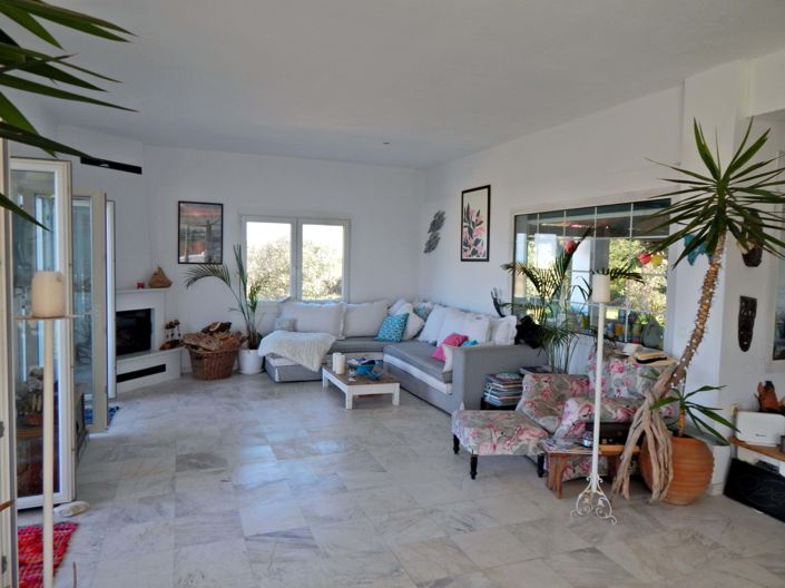 Image No.4-5 Bed House for sale