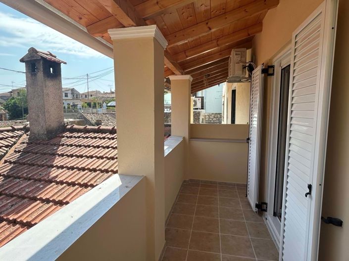 Image No.13-2 Bed House for sale