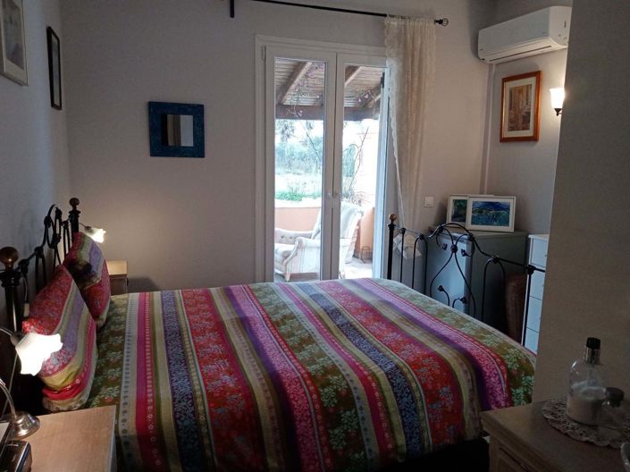 Image No.8-4 Bed House for sale