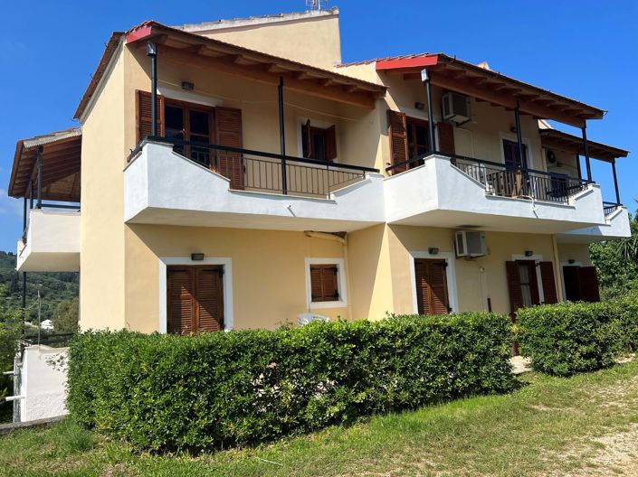 Image No.2-Maison de 8 chambres à vendre à Corfou