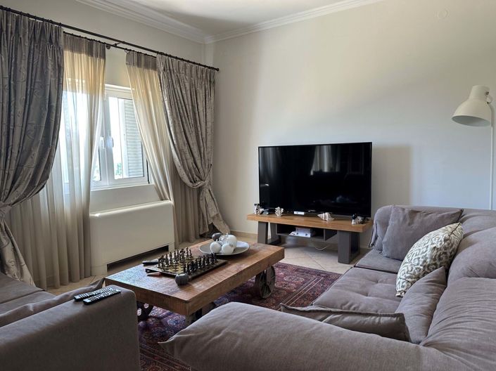 Image No.16-9 Bed House for sale