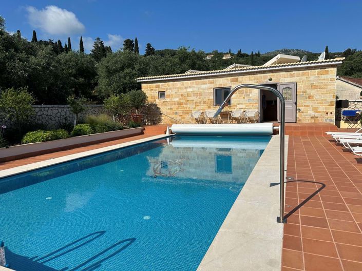 Image No.33-9 Bed House for sale