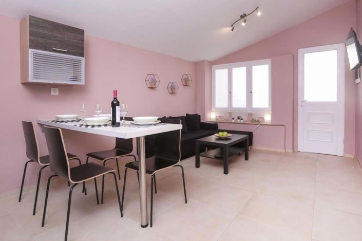 Image No.4-4 Bed Apartment for sale