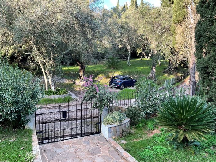 Image No.30-3 Bed House for sale