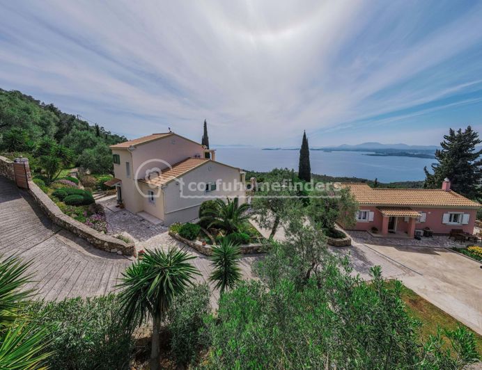 Image No.1-4 Bed House for sale