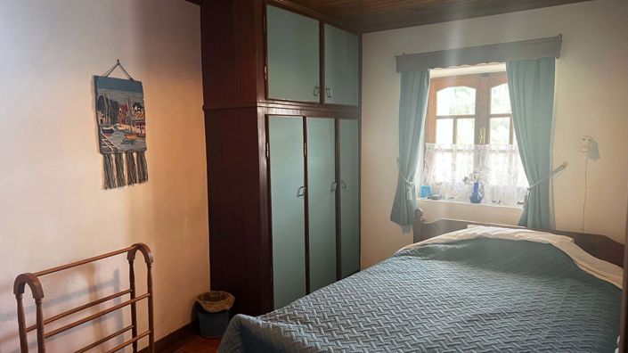 Image No.9-2 Bed House for sale