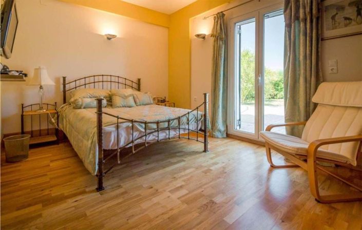 Image No.4-4 Bed House for sale