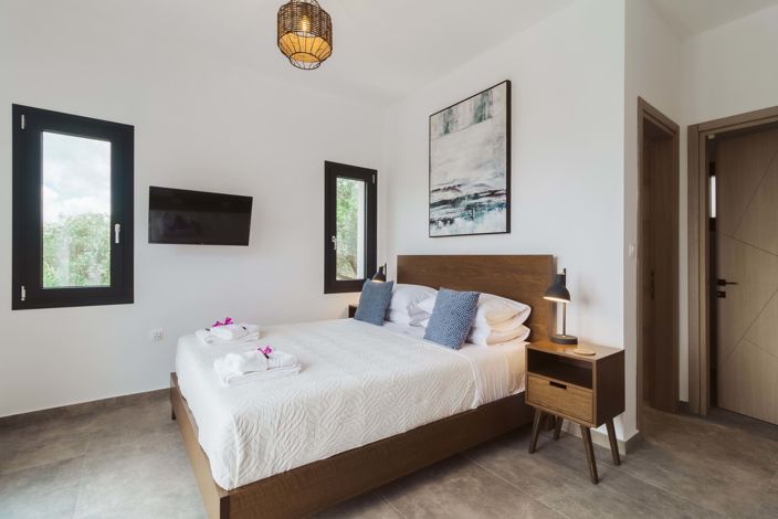 Image No.14-5 Bed House for sale