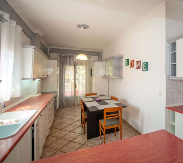 Image No.8-3 Bed House for sale