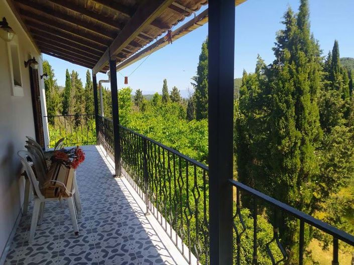 Image No.8-4 Bed House for sale