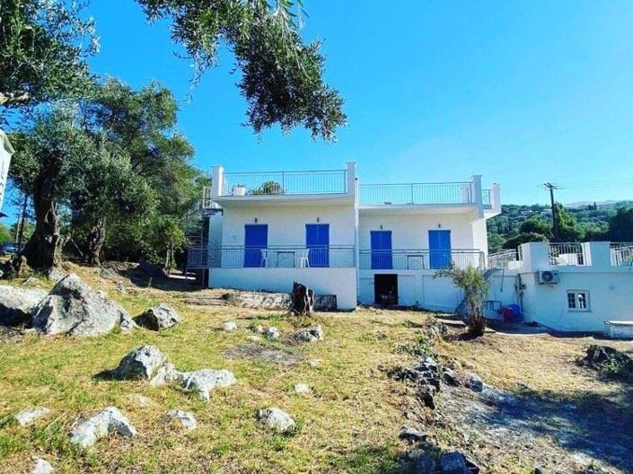 Image No.7-6 Bed Property for sale