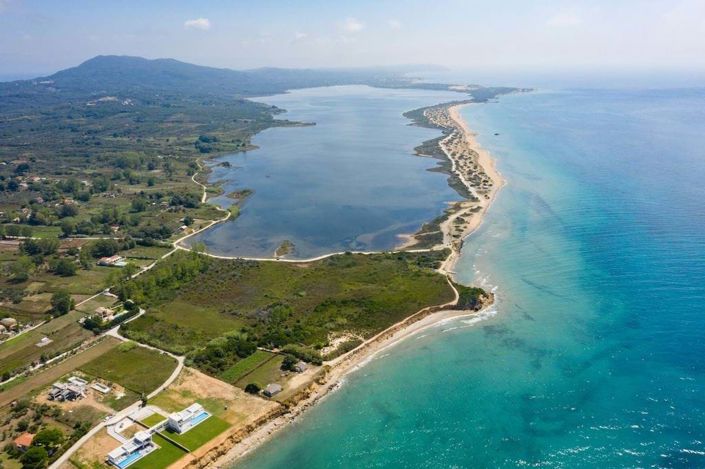 Image No.14-6 Bed House for sale