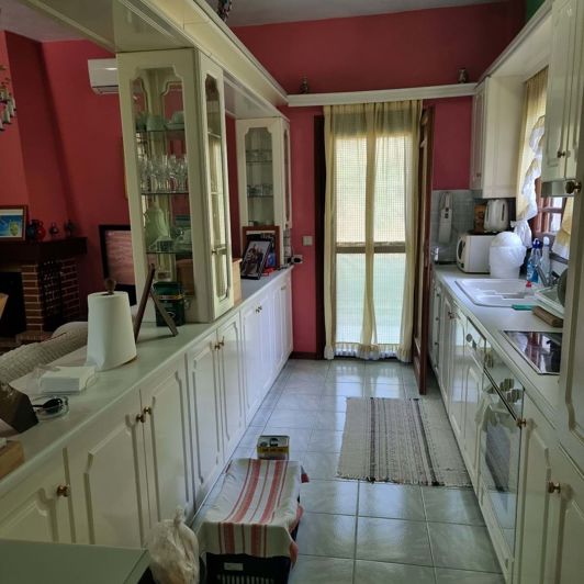 Image No.4-6 Bed House for sale