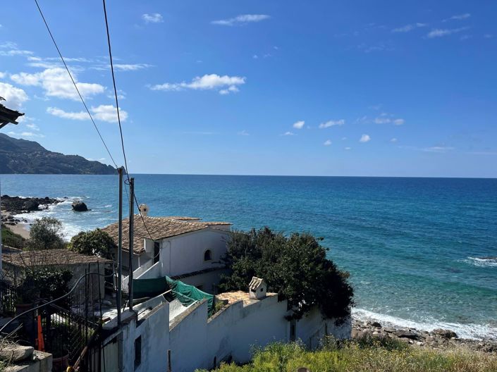 Image No.2-2 Bed House for sale