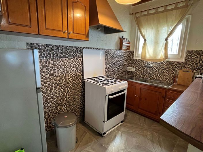 Image No.7-2 Bed House for sale